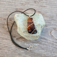 Load image into Gallery viewer, Handcrafted Agate Necklace from Gems by Jessie - The Nature Bin
